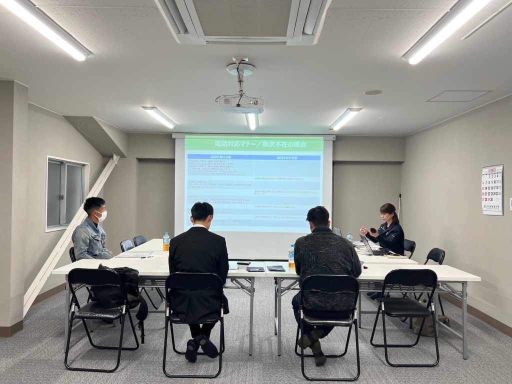 山中建設入社説明の様子02
